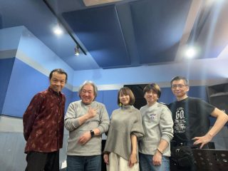 いよいよ明日です！お席はまだございます。年始の金曜日の夜ですが、もしもタイミングが合いましたら是非是非遊びにいらしてくださいね！メンバー一同、心をこめてお送りいたします！  ——  Mikiko Arai Band
Live @ Manda-La 2
" Composure "  2026年1月16日（金）
開場18:30
開演19:30(2stage)
MC￥3200＋order  Vocal  Mikiko Arai
Piano & Fender Rhodes  進藤陽悟
Bass  森伸弘
Drums  植村昌弘  Special Guest : 
Guitar 岩見和彦  Manda-La 2
https://www.manda-la2.com
〒180-0003 東京都武蔵野市吉祥寺南町2-8-6 第18通南ビル地下１階
0422-42-1579  Mikiko Arai website
https://tmam.info  ご予約はメンバーやSNS、お店にご連絡いただけると嬉しいです。よろしくお願いいたします。